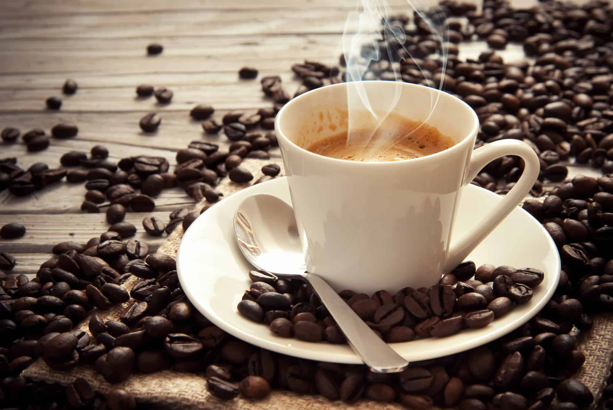 Kawa long, lungo, long coffee – co to jest?